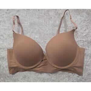 Vince Camuto Tan Bra size 38C very soft bra!! Great condition!
